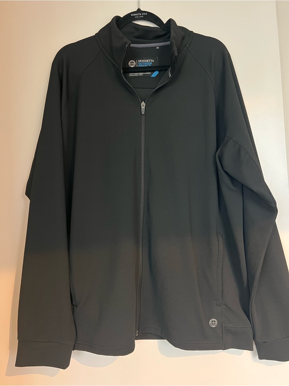 Mondetta Men’s Black Full-Zip Performance Jacket size XL